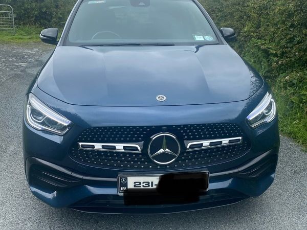 Mercedes-Benz GLA SUV, Diesel, 2023, Blue