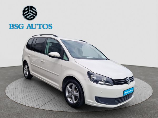 Volkswagen Touran MPV, Petrol, 2013, White