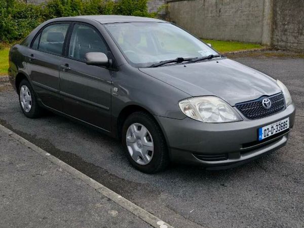 Toyota Corolla Saloon, Petrol, 2002, Grey