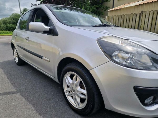 Renault Clio Hatchback, Ethanol Petrol, 2009, Silver