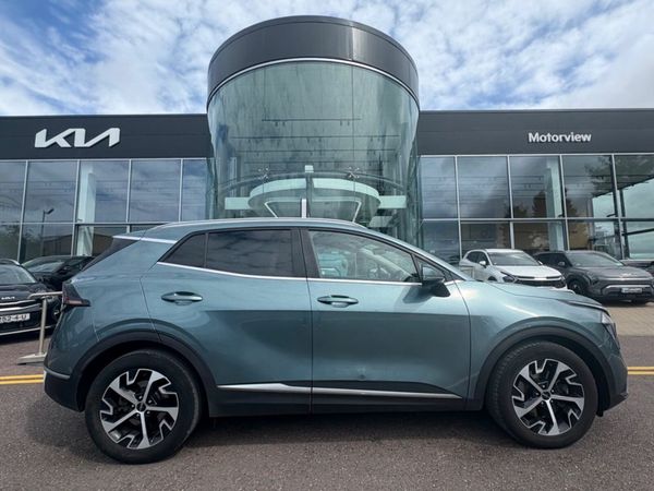Kia Sportage MPV, Diesel, 2023, Grey