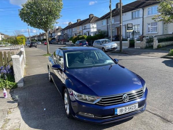 Volkswagen Passat Saloon, Diesel, 2018, Black