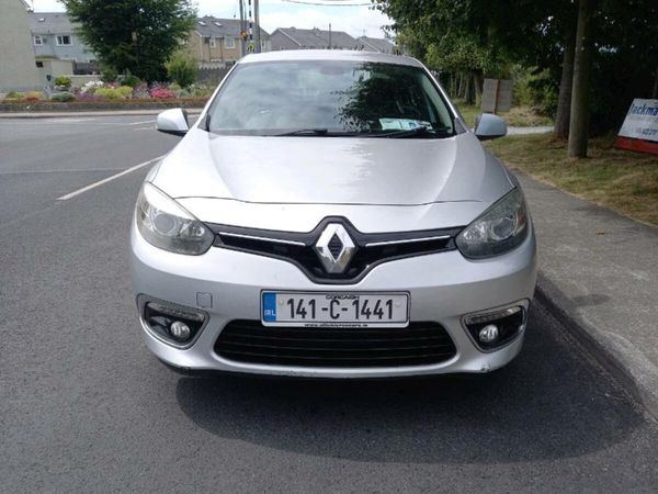 Renault Fluence Saloon, Diesel, 2014, Silver
