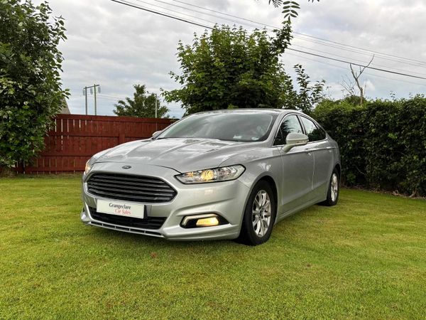 Ford Mondeo Hatchback, Diesel, 2016, Silver