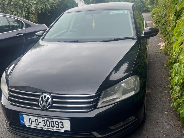 Volkswagen Passat Saloon, Diesel, 2011, Black