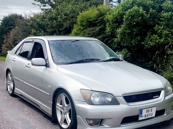 Toyota Other Saloon, Petrol, 1999, Silver