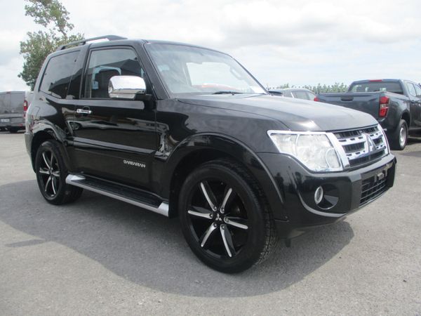 Mitsubishi Pajero Van, Diesel, 2015, Black