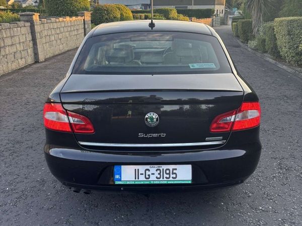 Skoda Superb Saloon, Diesel, 2011, Black