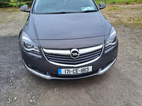 Opel Insignia Hatchback, Diesel, 2017, Grey