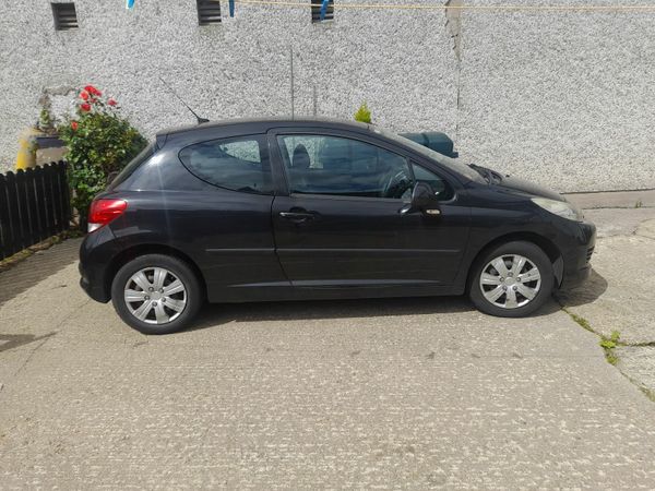 Peugeot 207 Hatchback, Diesel, 2010, Black