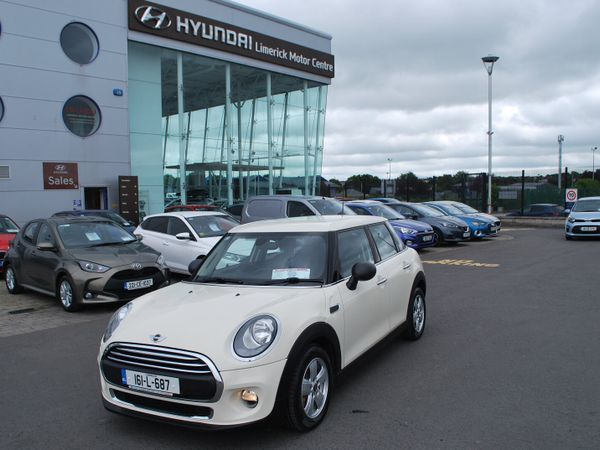 Mini One Estate/Jeep, Diesel, 2016, White
