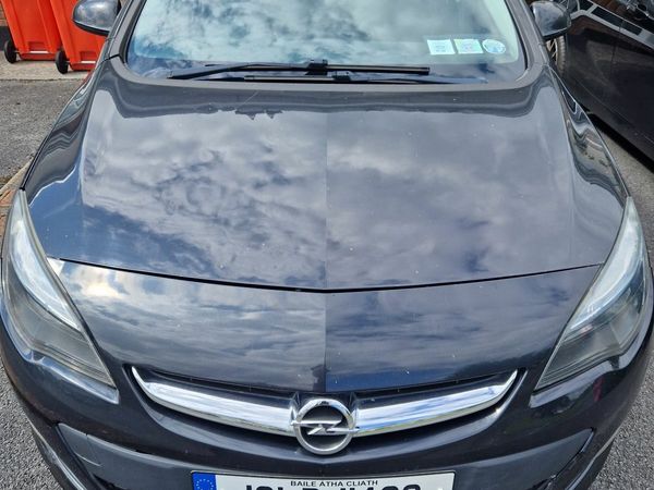 Opel Astra MPV, Petrol, 2013, Black