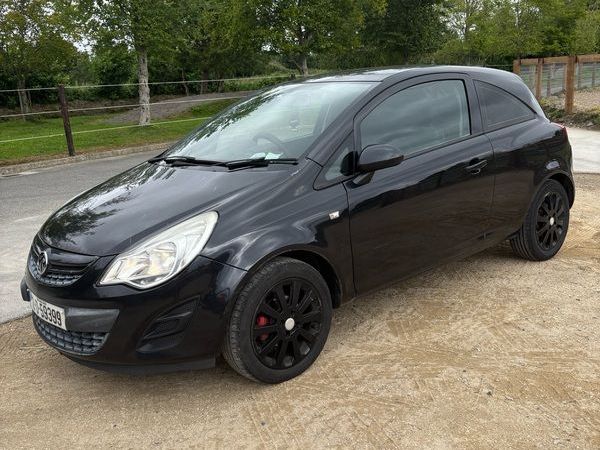 Vauxhall Corsa Hatchback, Diesel, 2012, Black