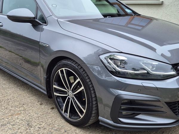 Volkswagen Golf Hatchback, Diesel, 2017, Grey