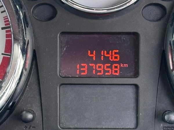 Peugeot 207 Hatchback, Diesel, 2010, Red