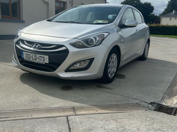 Hyundai i30 Hatchback, Diesel, 2013, Silver