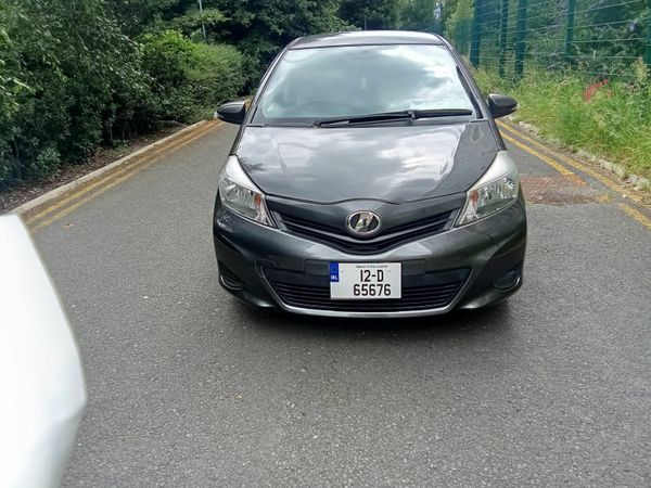 Toyota Vitz Hatchback, Petrol, 2012, Grey