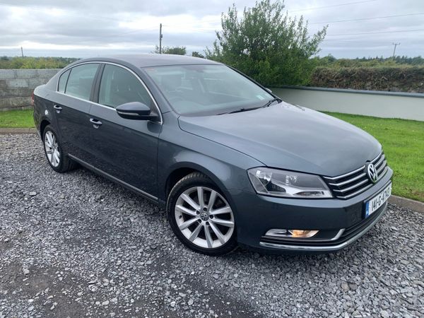 Volkswagen Passat Saloon, Diesel, 2014, Grey