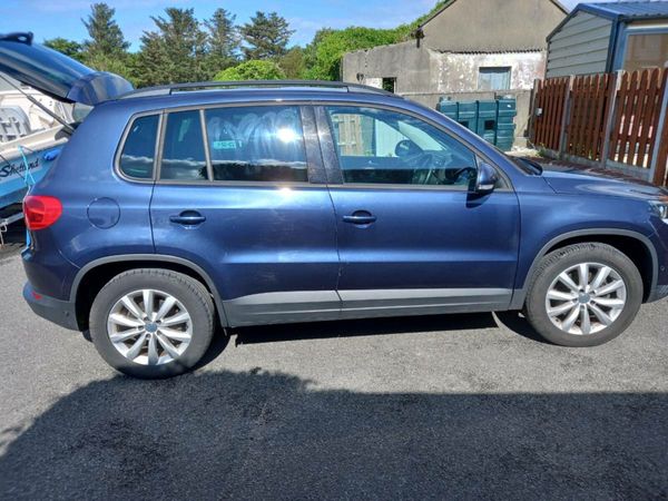 Volkswagen Tiguan SUV, Diesel, 2016, Blue