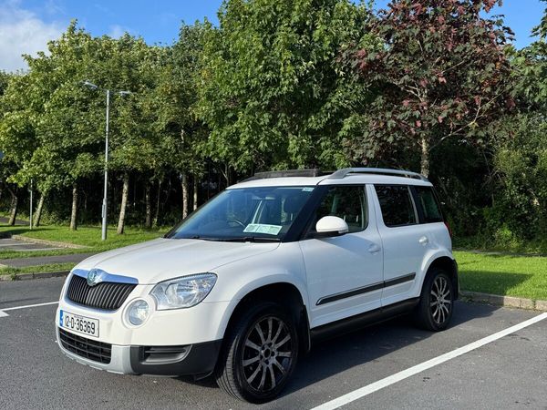 Skoda Yeti SUV, Diesel, 2012, White
