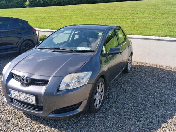 Toyota Auris Hatchback, Petrol, 2009, Grey