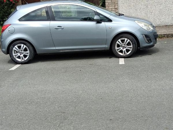 Opel Corsa Hatchback, Diesel, 2012, Silver