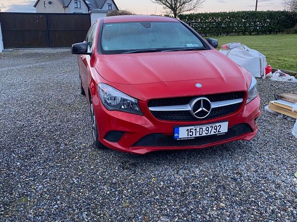 Mercedes-Benz CLA Saloon, Diesel, 2015, Red