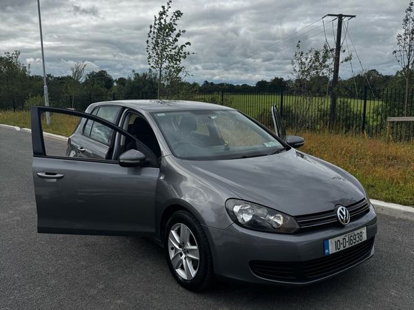 Volkswagen Golf Hatchback, Petrol, 2010, Grey