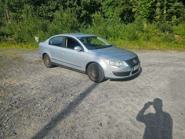 Volkswagen Passat Saloon, Diesel, 2007, Silver