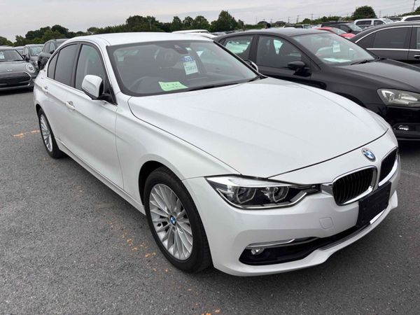 BMW 3-Series Saloon, Petrol Hybrid, 2017, White