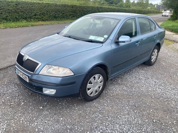 Skoda Octavia Hatchback, Petrol, 2008, Grey