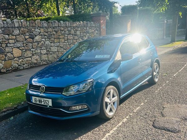 Volkswagen Polo Hatchback, Petrol, 2016, Blue