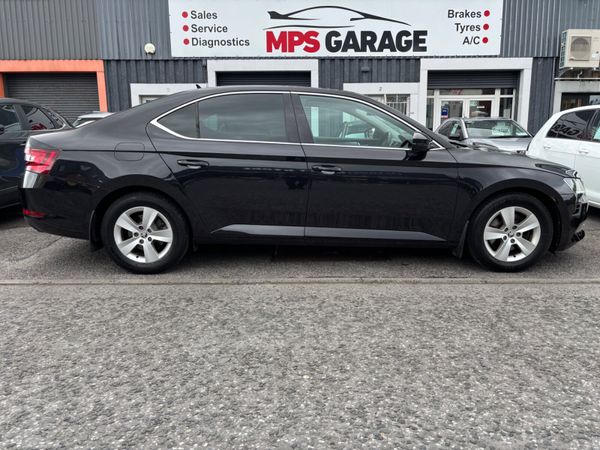 Skoda Superb Saloon, Diesel, 2019, Black