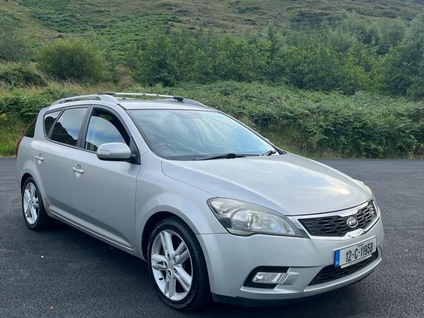 Kia Ceed Estate, Diesel, 2012, Silver