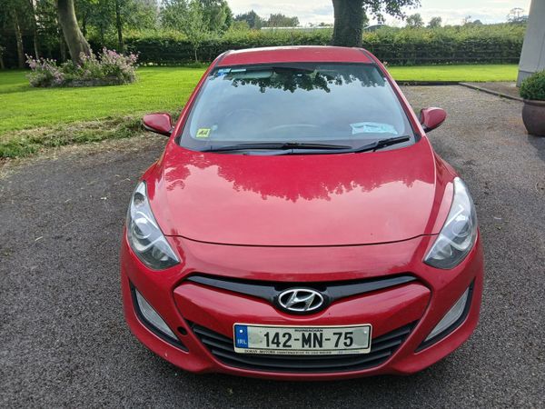 Hyundai i30 Estate/Jeep, Diesel, 2014, Silver