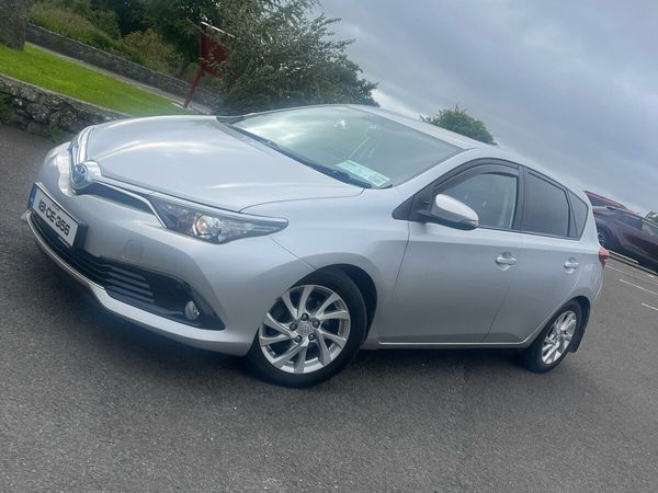 Toyota Auris Hatchback, Diesel, 2018, Grey