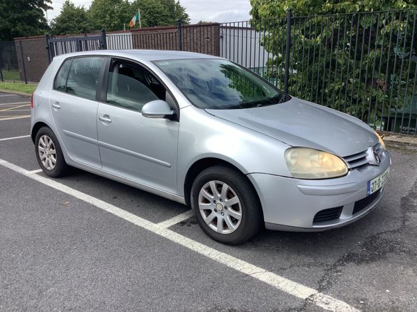 Volkswagen Golf Hatchback, Petrol, 2007, Silver