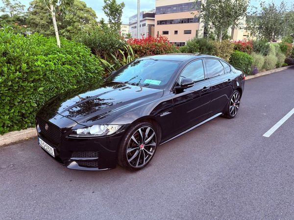 Jaguar XF Saloon, Diesel, 2017, Black
