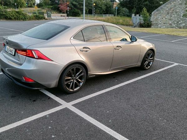 Lexus IS Saloon, Petrol Hybrid, 2015, Silver