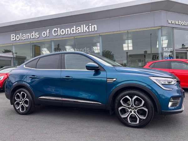 Renault Arkana Hatchback, Petrol, 2022, Blue