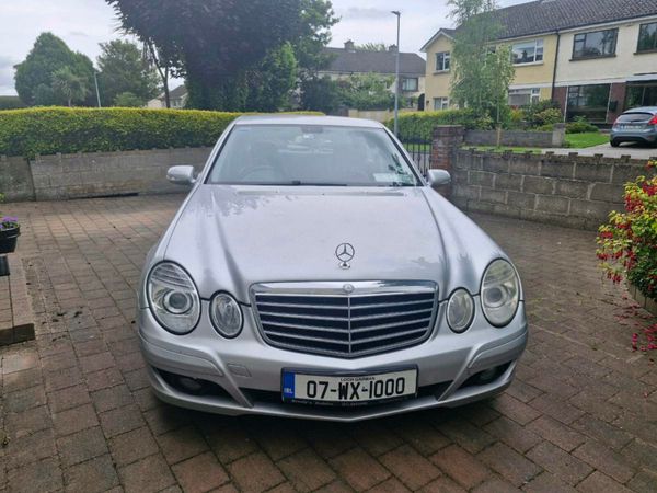 Mercedes-Benz E-Class Saloon, Petrol, 2007, Silver