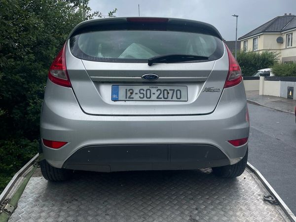 Ford Fiesta Hatchback, Petrol, 2012, Silver