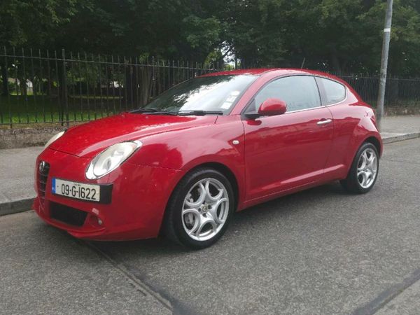 Alfa Romeo Mito Hatchback, Petrol, 2009, Red