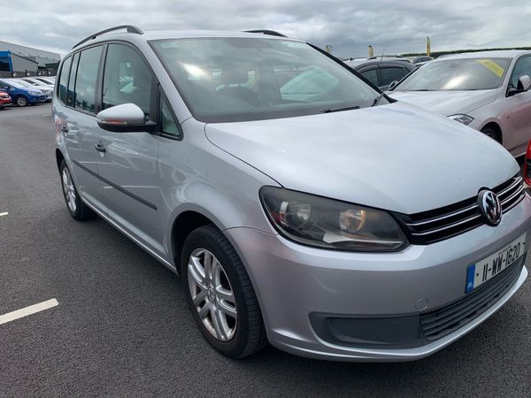 Volkswagen Touran MPV, Diesel, 2011, Silver