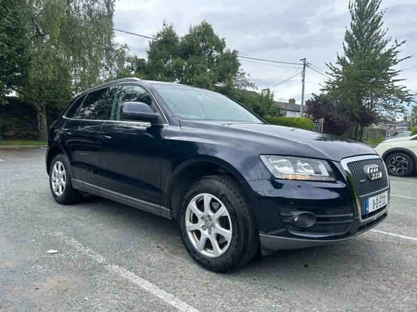 Audi Q5 SUV, Diesel, 2011, Blue