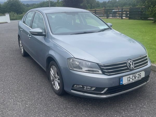 Volkswagen Passat Saloon, Diesel, 2012, Grey