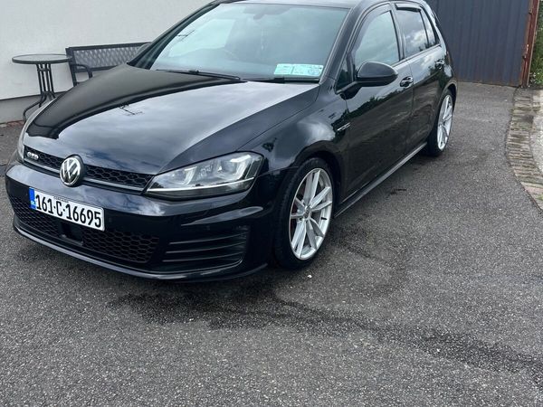 Volkswagen Golf Hatchback, Diesel, 2016, Black