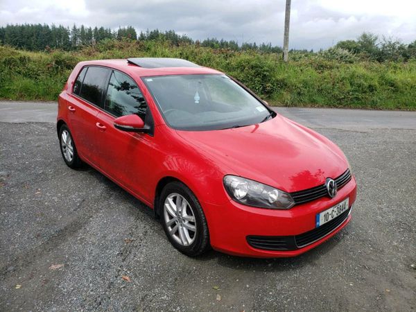 Volkswagen Golf Hatchback, Diesel, 2010, Red