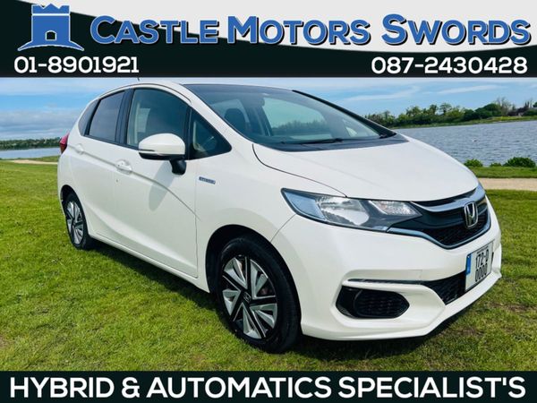 Honda Fit Hatchback, Petrol Hybrid, 2017, White
