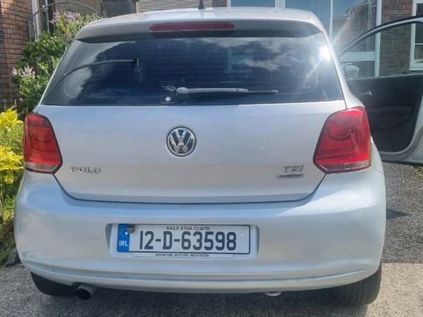 Volkswagen Polo Hatchback, Petrol, 2012, Silver